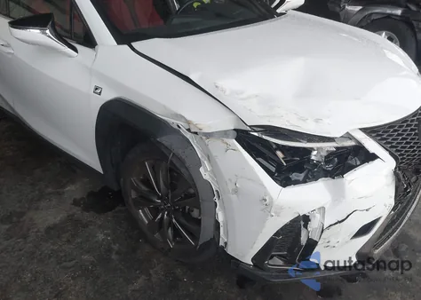 2021 Lexus Ux 200 F Sport z USA, uszkodzony, nr VIN JTHE3JBH7M2039019